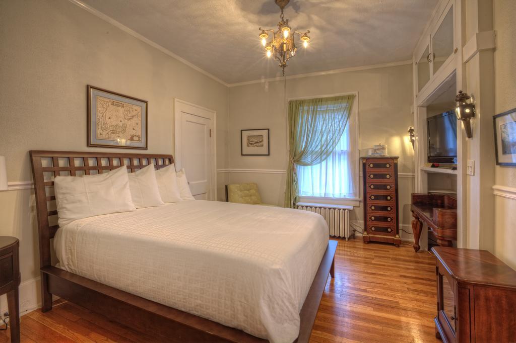 Bluefield Inn, A Select Registry Propery Rum bild