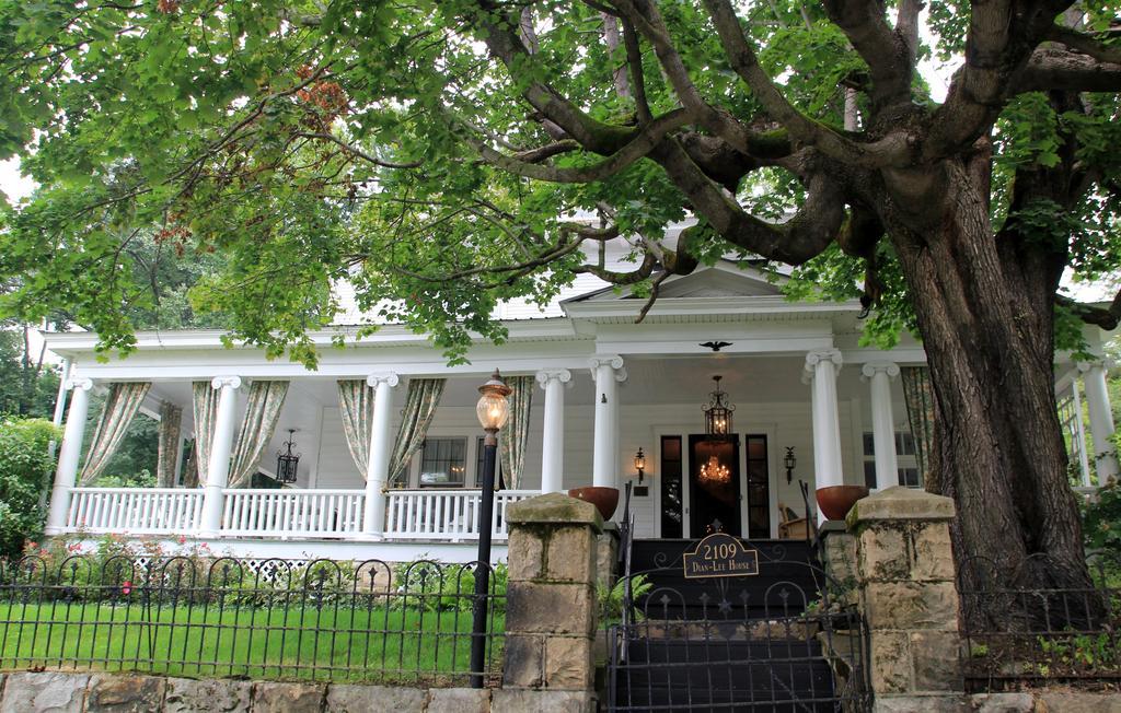 Bluefield Inn, A Select Registry Propery Exteriör bild