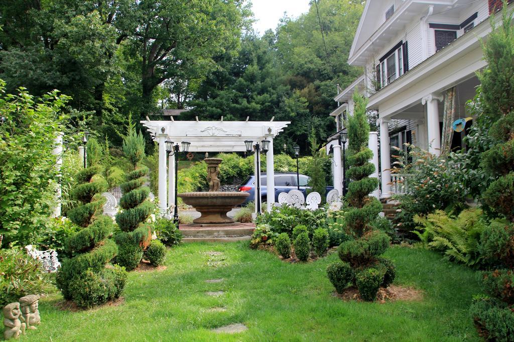 Bluefield Inn, A Select Registry Propery Exteriör bild