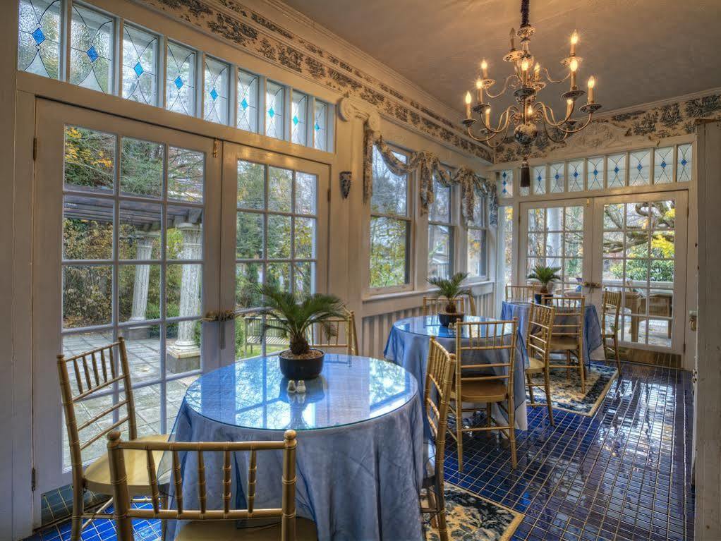 Bluefield Inn, A Select Registry Propery Exteriör bild