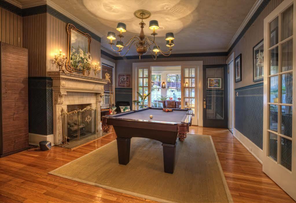 Bluefield Inn, A Select Registry Propery Exteriör bild